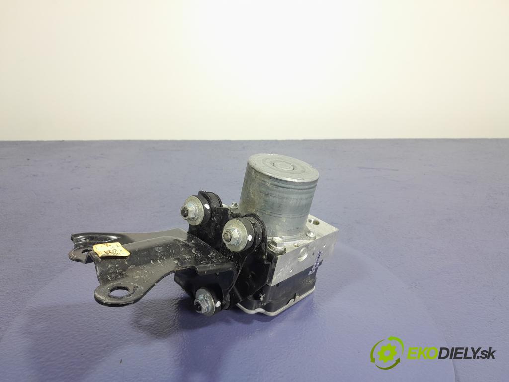 Toyota Corolla 2022 čerpadlo ABS x 44540-02781