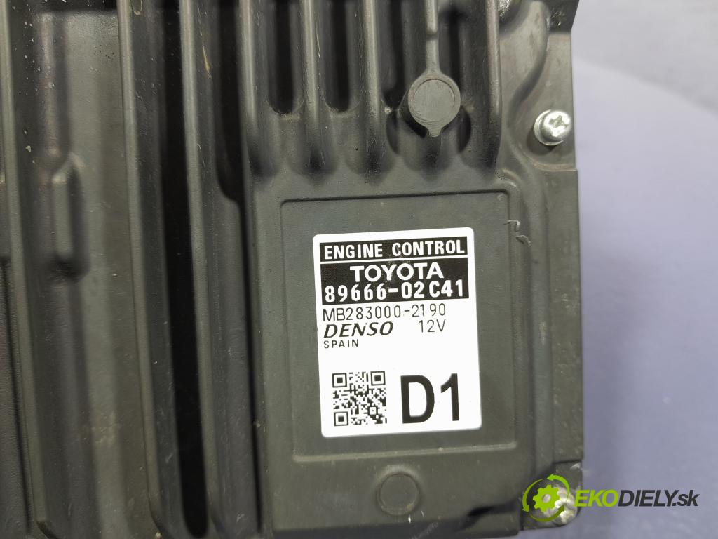 Toyota Corolla 2022 riadiaca jednotka Motor: 89666-02C41