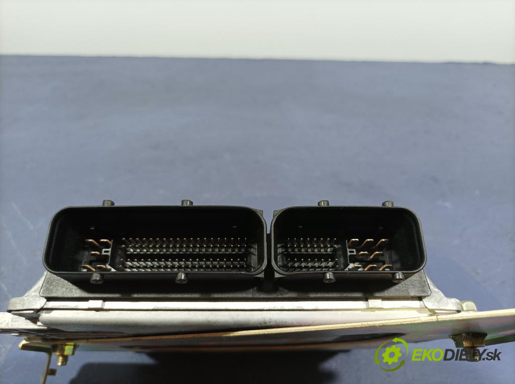 Infiniti Fx35 2005 riadiaca jednotka Motor: MEC65-430C1