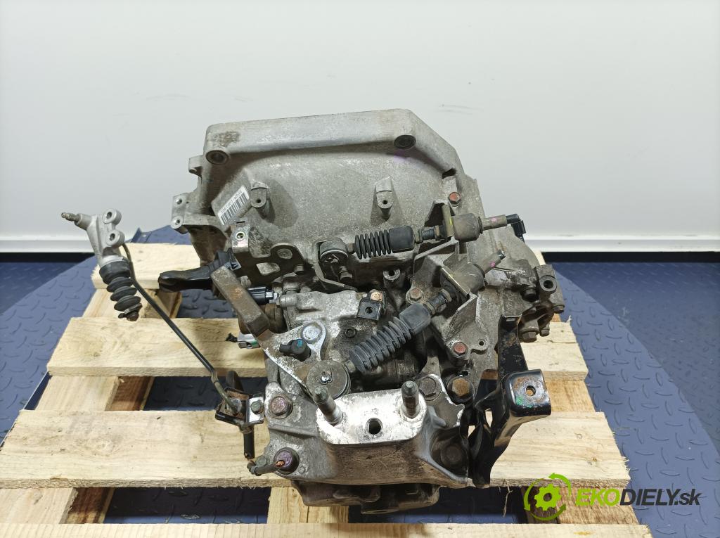 Honda Civic 2006 prevodovka Manualna SPGM
