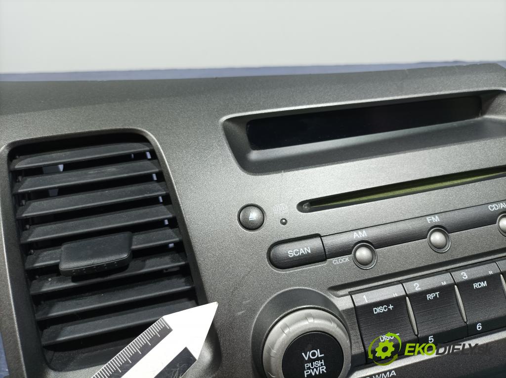 Honda Civic 2006 Radio I Navigácia: 39100-SNA-P010M1