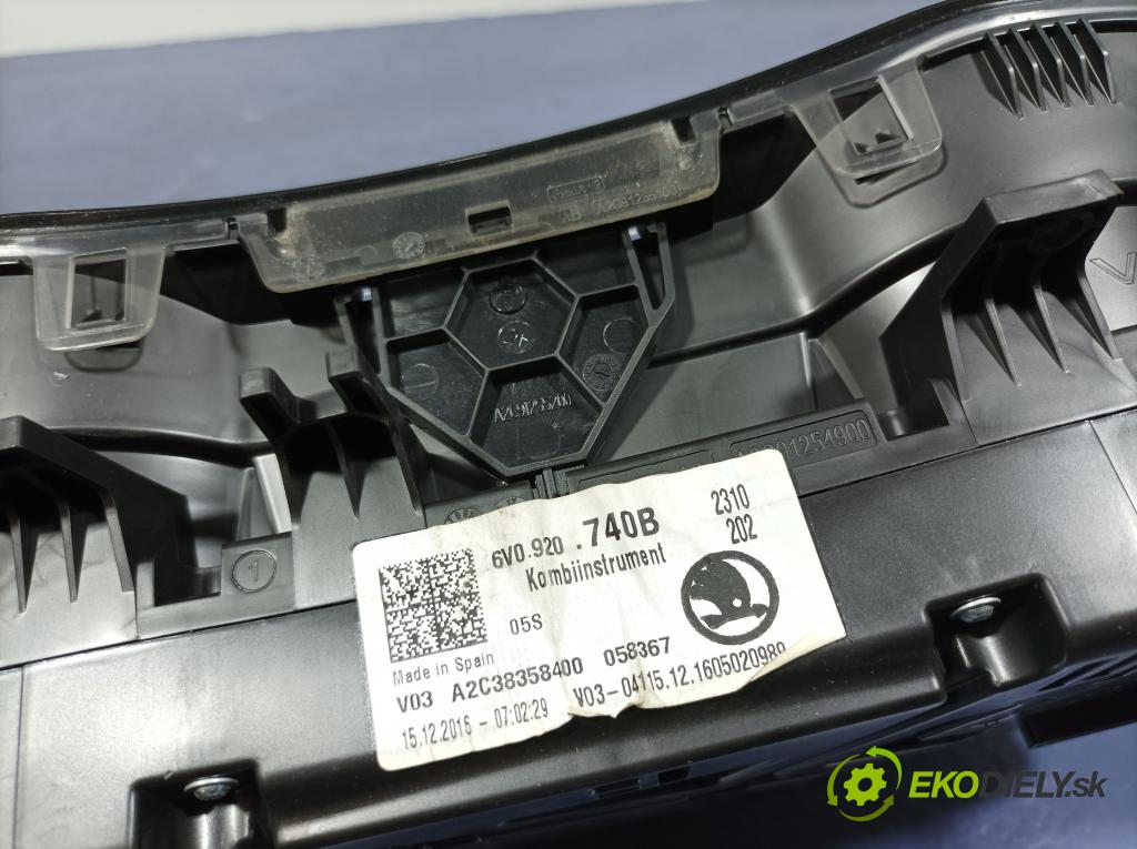 Skoda Fabia 2016 prístrojovka/ budíky 6V0920740B