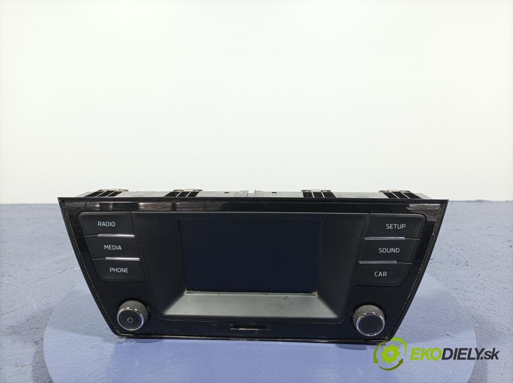 Skoda Fabia 2016 Radio I Navigácia: 6V0035869D