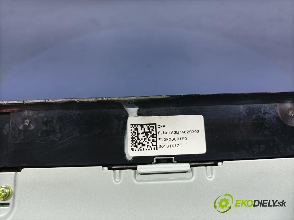 Skoda Fabia 2016 Radio I Navigácia: 6V0035869D
