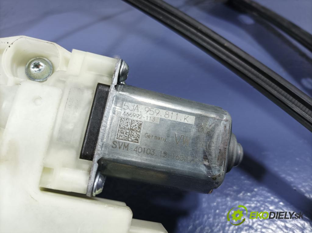 Skoda Fabia 2016 mechanismus stahování Sklenka: před Levý: 01