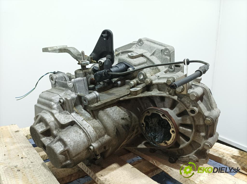 Vw Golf 2012 prevodovka Manualna MCB