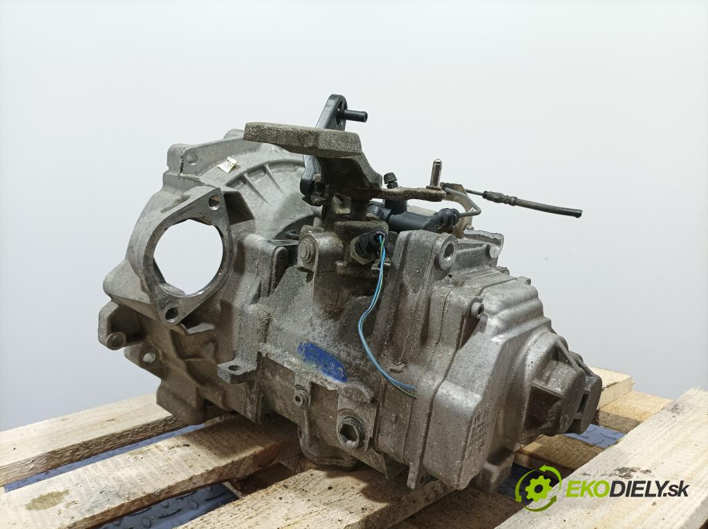 Vw Golf 2012 prevodovka Manualna MCB