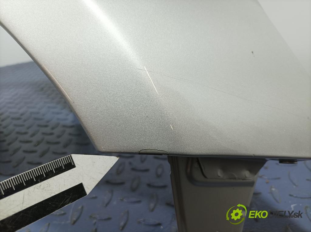 Volvo V60 2013 blatnik před v pravo: 01