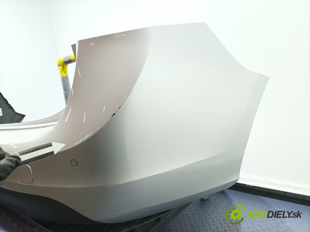 Volvo V60 2013 nárazník Zad: 01