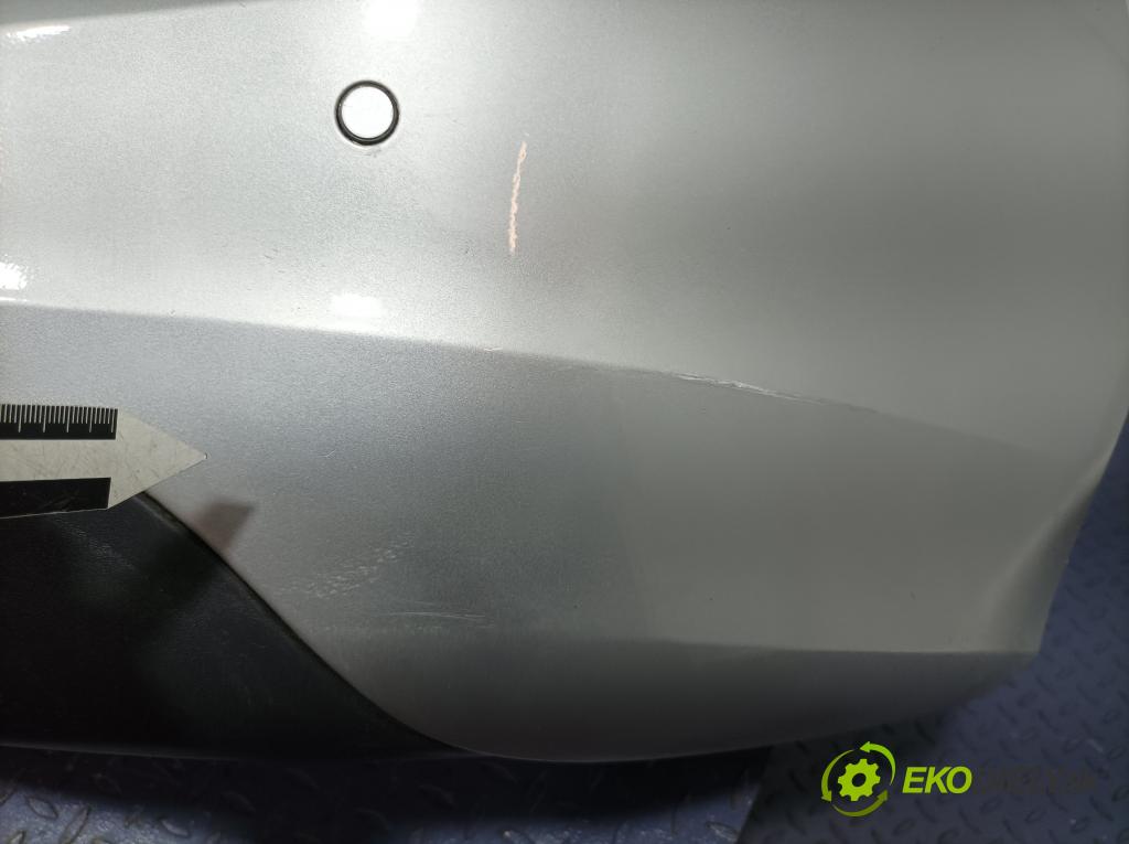 Volvo V60 2013 nárazník Zad: 01