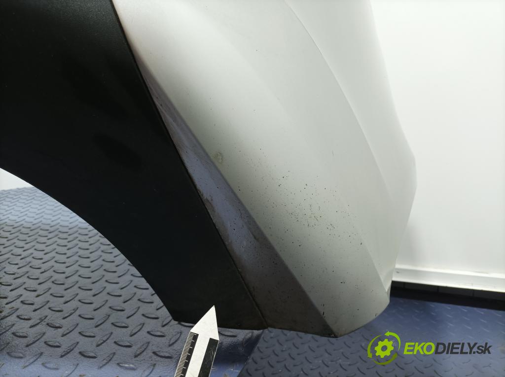 Volvo V60 2013 nárazník Zad: 01