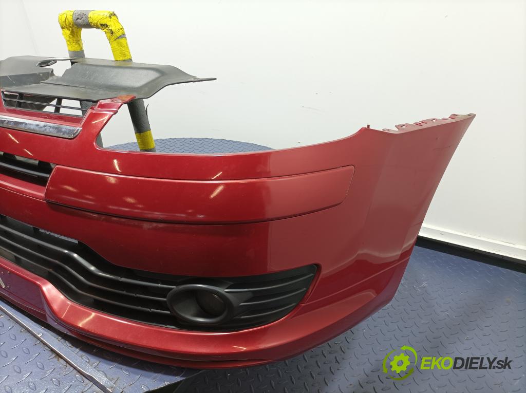 Citroen C4 2005 nárazník před 01