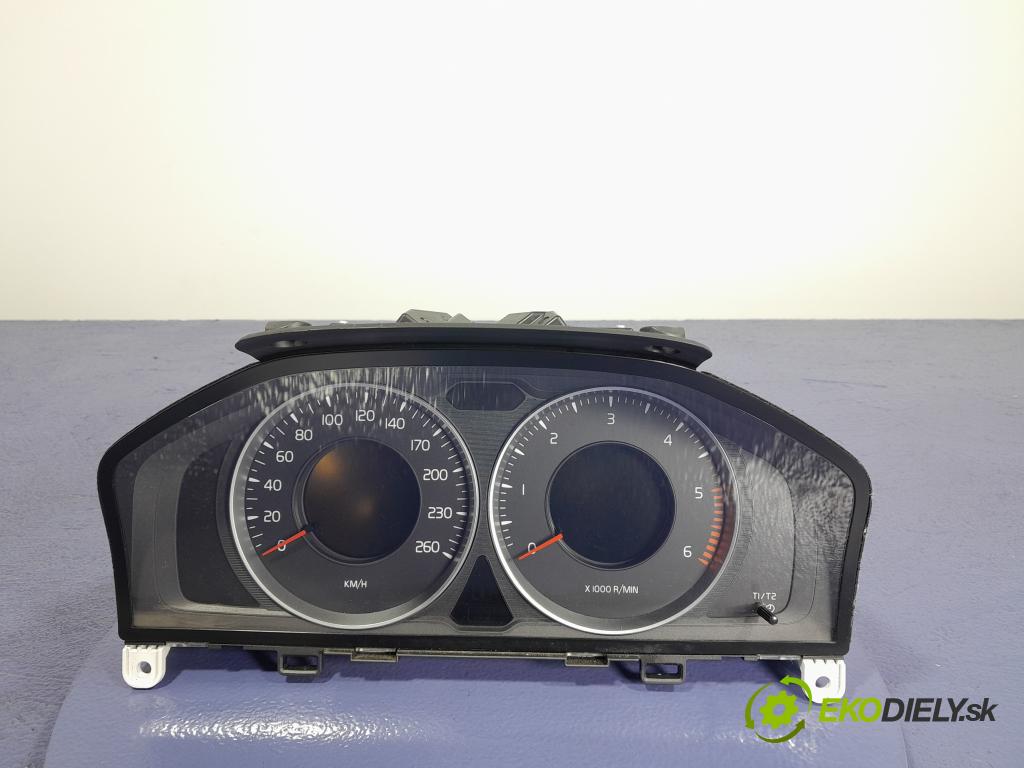 Volvo V60 2013 prístrojovka/ budíky 31343323AA