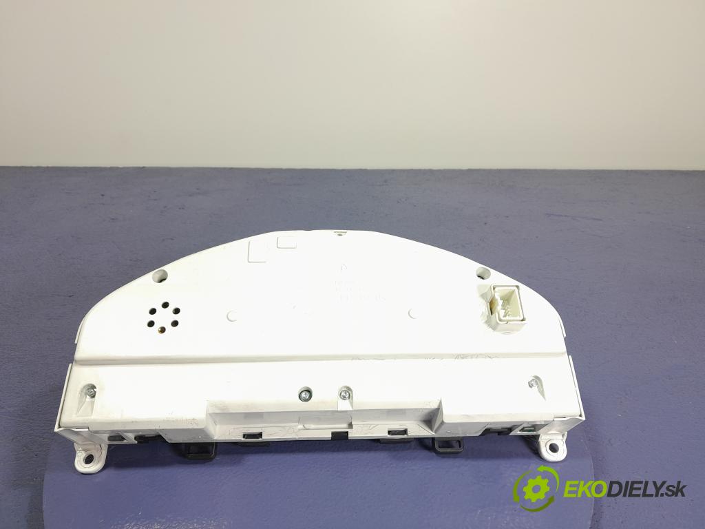 Volvo V60 2013 prístrojovka/ budíky 31343323AA