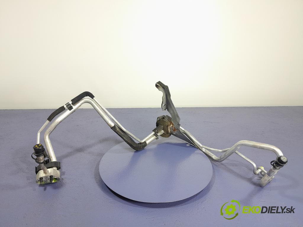 Volvo V60 2013 rúrka Klimatizácia: 01