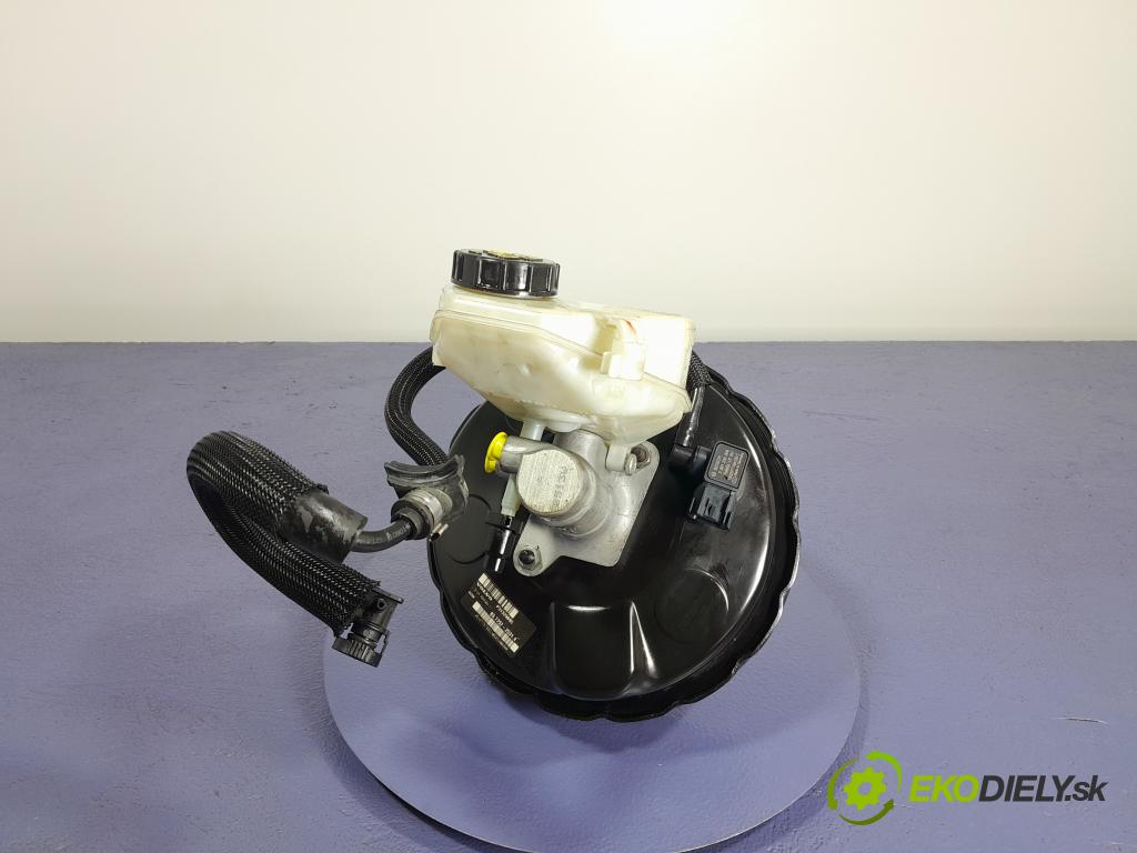 Volvo V60 2013 servo Brzdní: 31329895