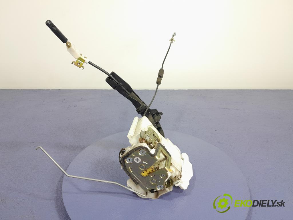 Honda Accord 2003 zámek dveře před Levý: 01
