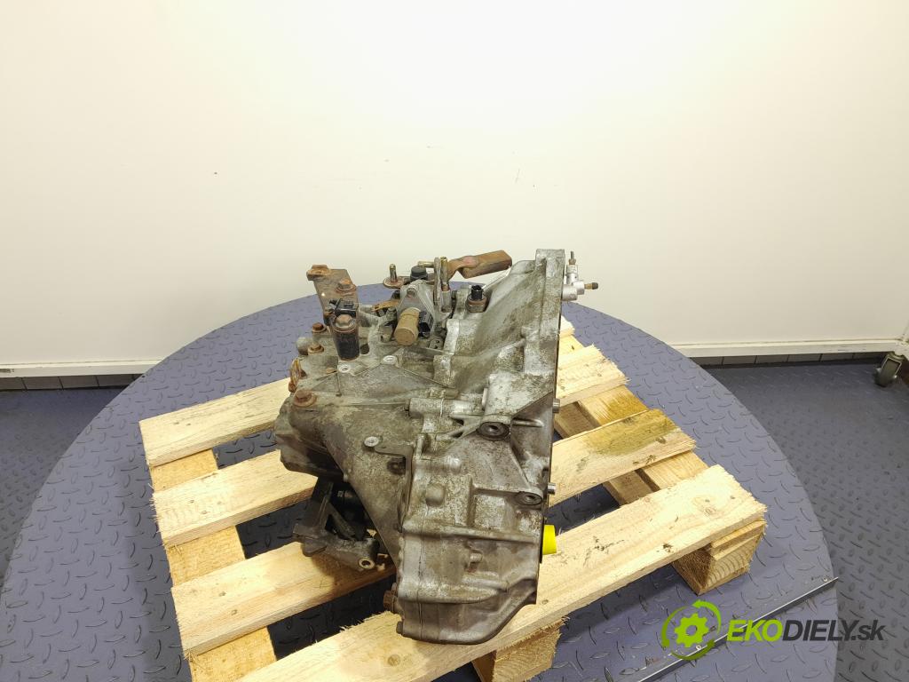 Honda Accord 2003 prevodovka Manualna AST5