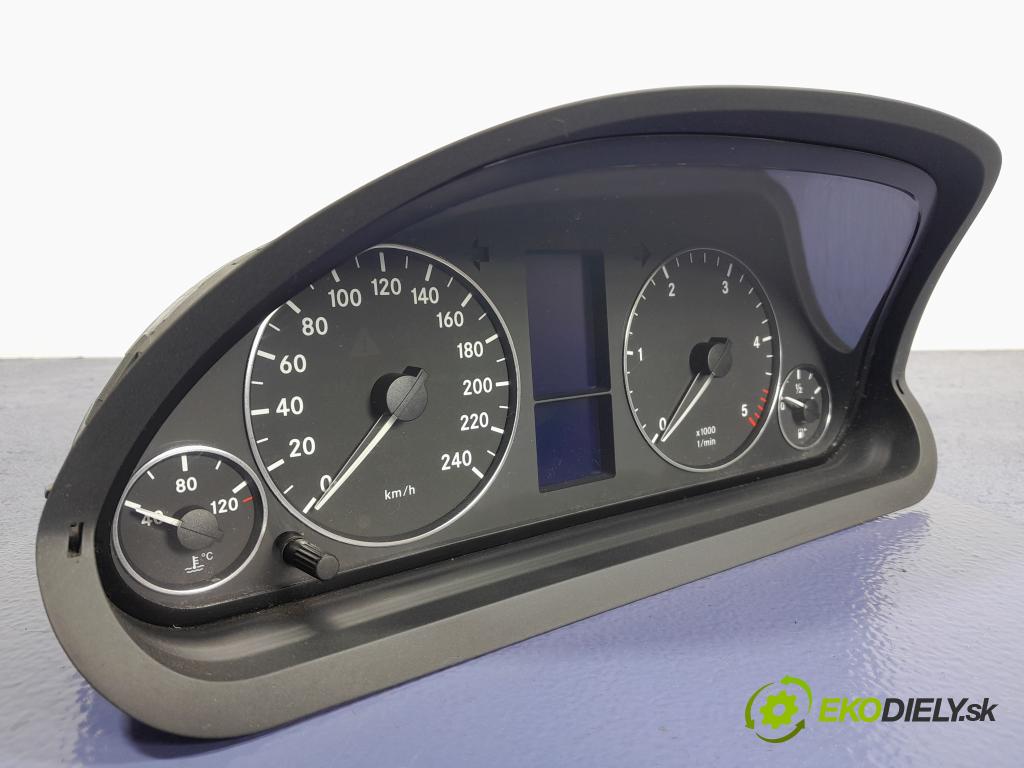 Mercedes A-klasa 2008 prístrojovka/ budíky A1695409548