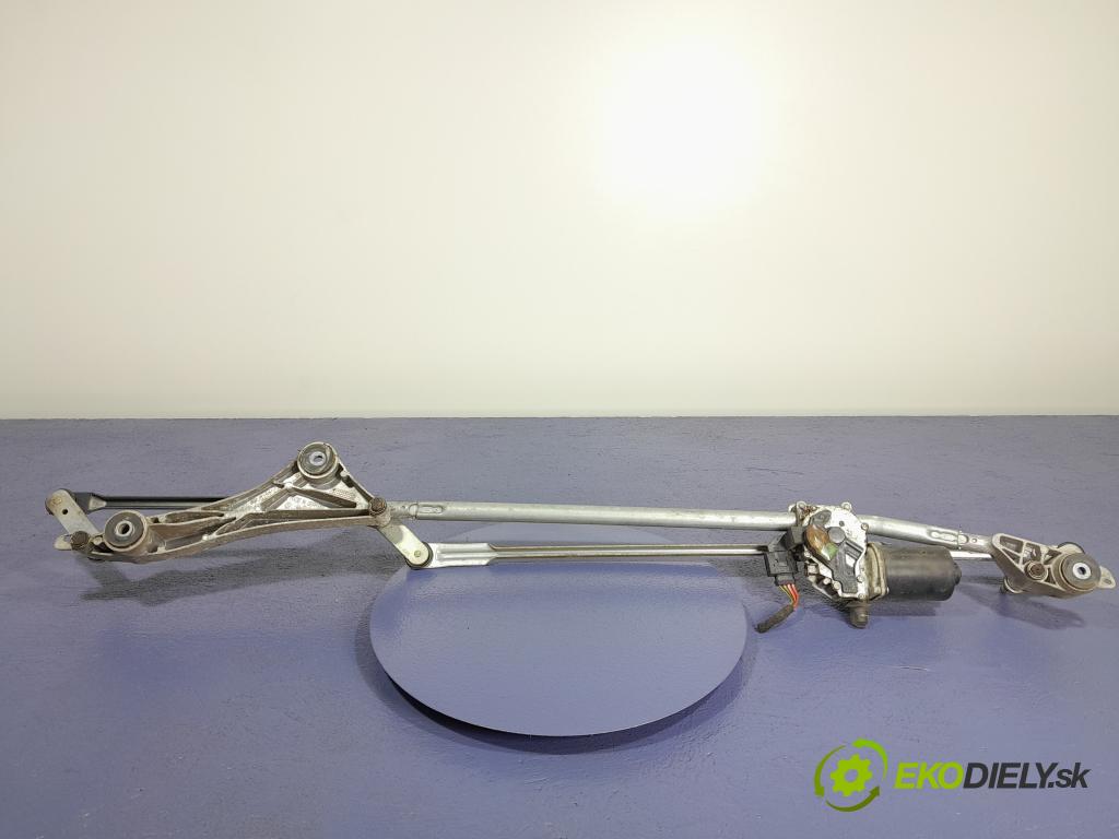 Mercedes A-klasa 2008 mechanismus motorek Stěrače: před 405127