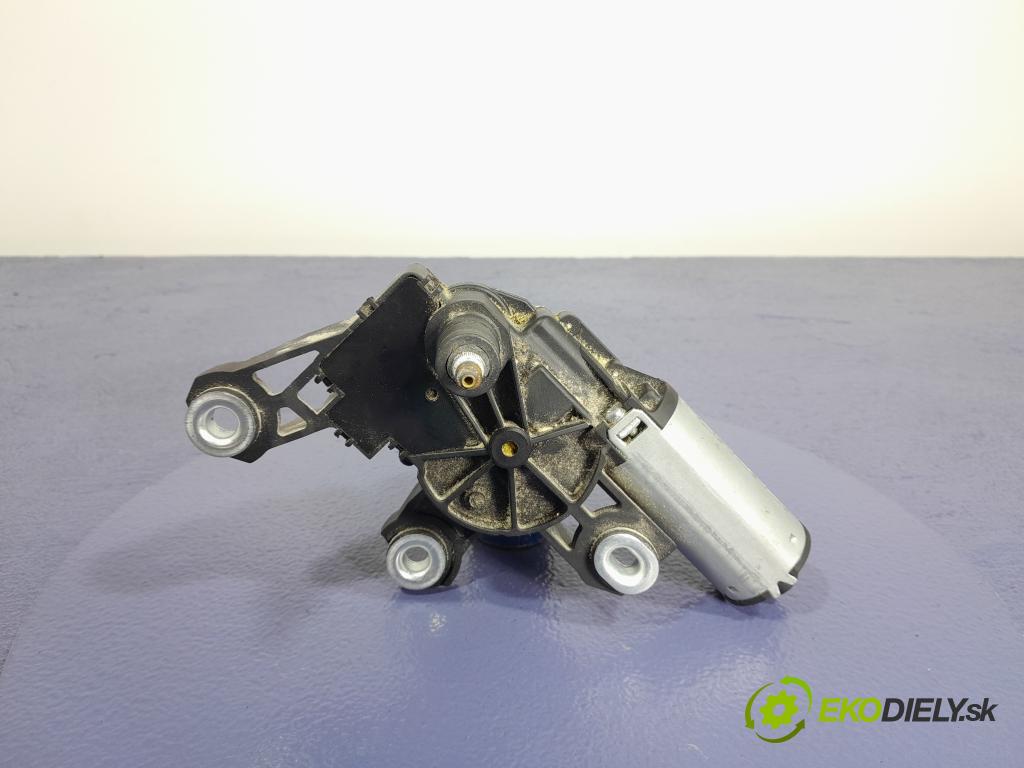 Audi A6 2005 motorek Stěrače: Zad: 01
