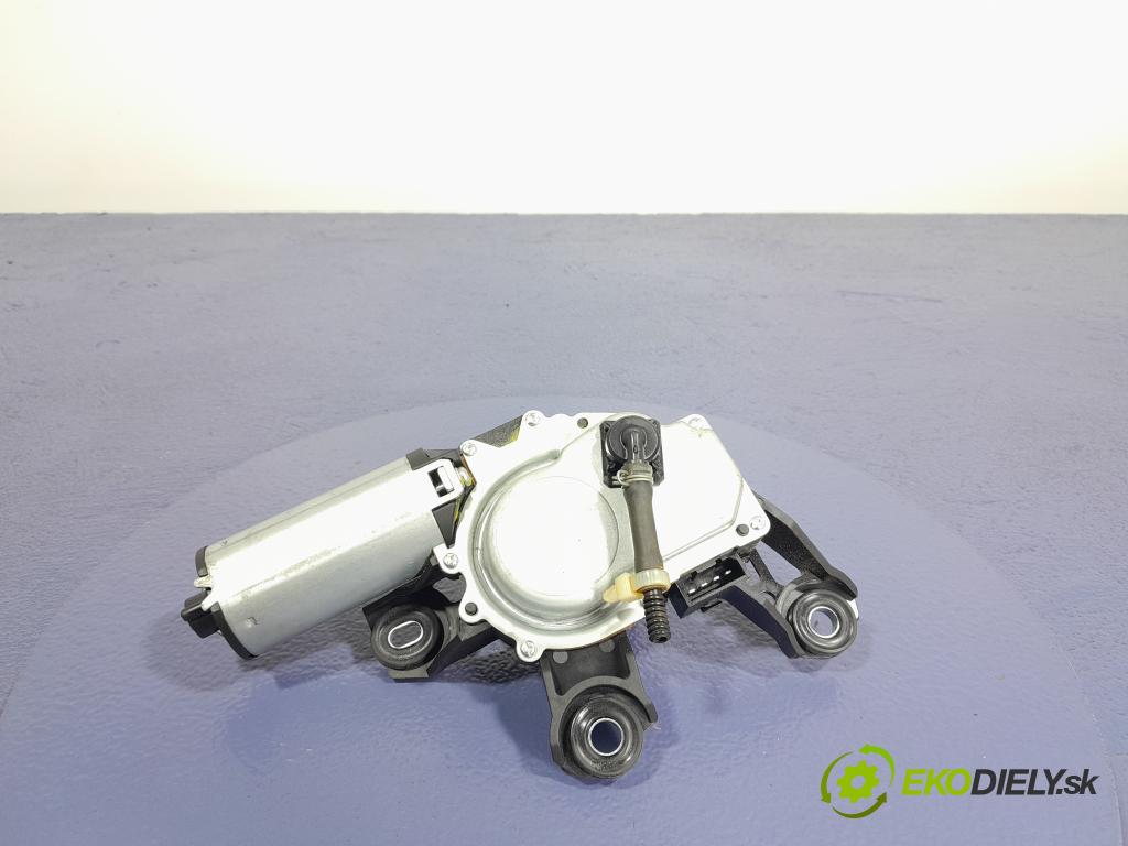 Audi A6 2005 motorek Stěrače: Zad: 01