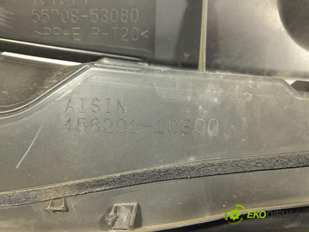 Lexus IS 2007 torpédo 55708-53060