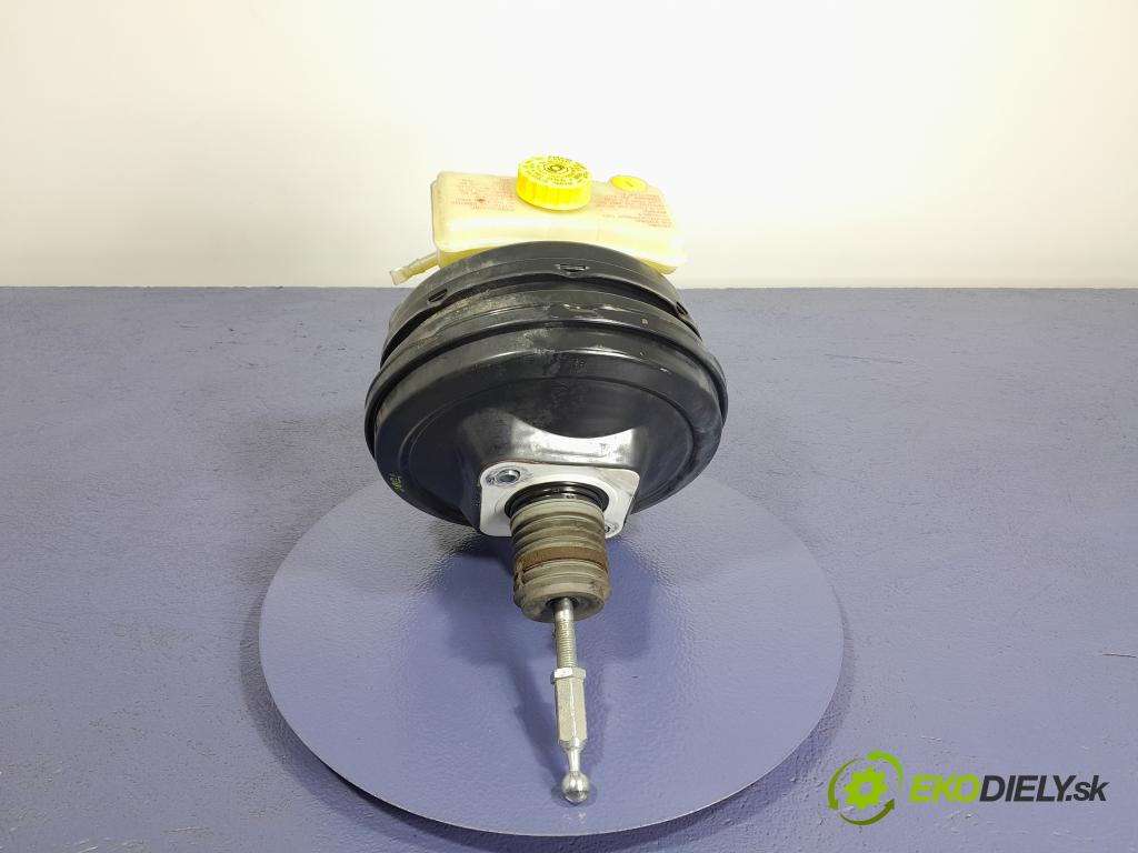 Audi A6 2005 servo Brzdní: 4F0612105G