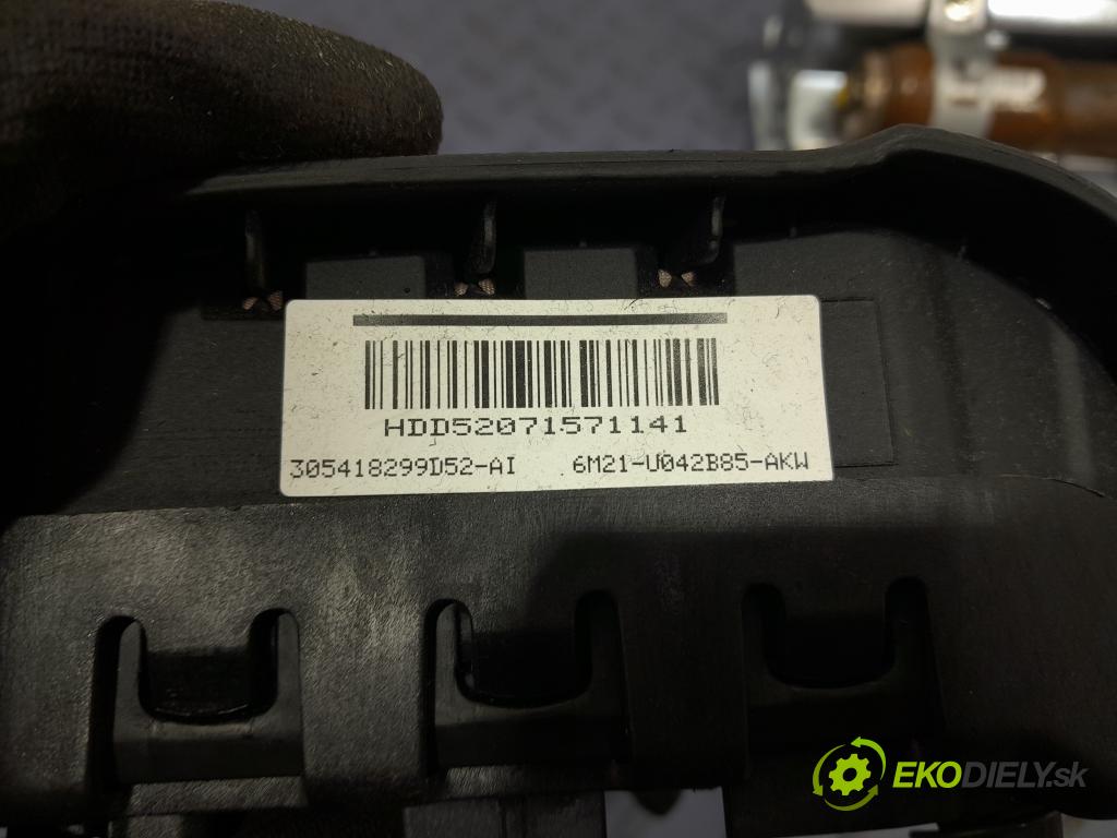Ford S-max 2007 kokpit,pristrojová doska 01