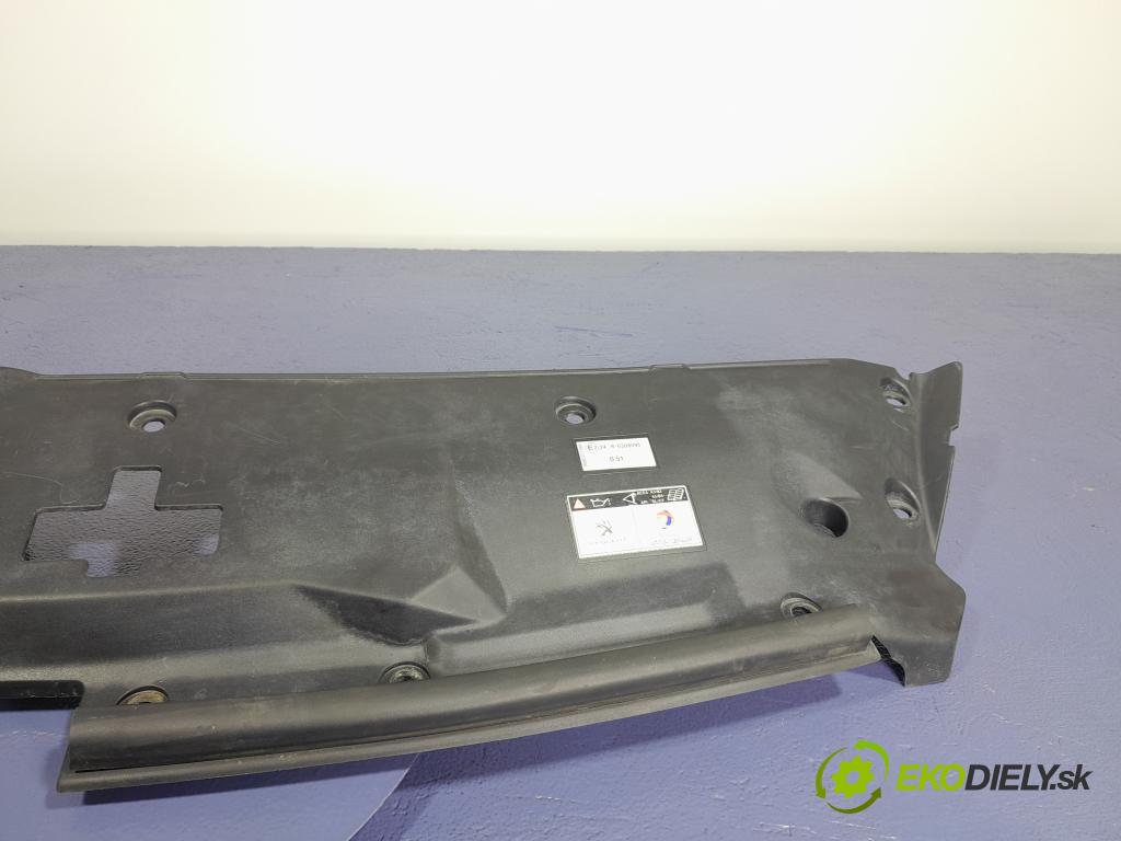 Peugeot 508 2011 výztuha Čelní / stěna Přední 9686697070