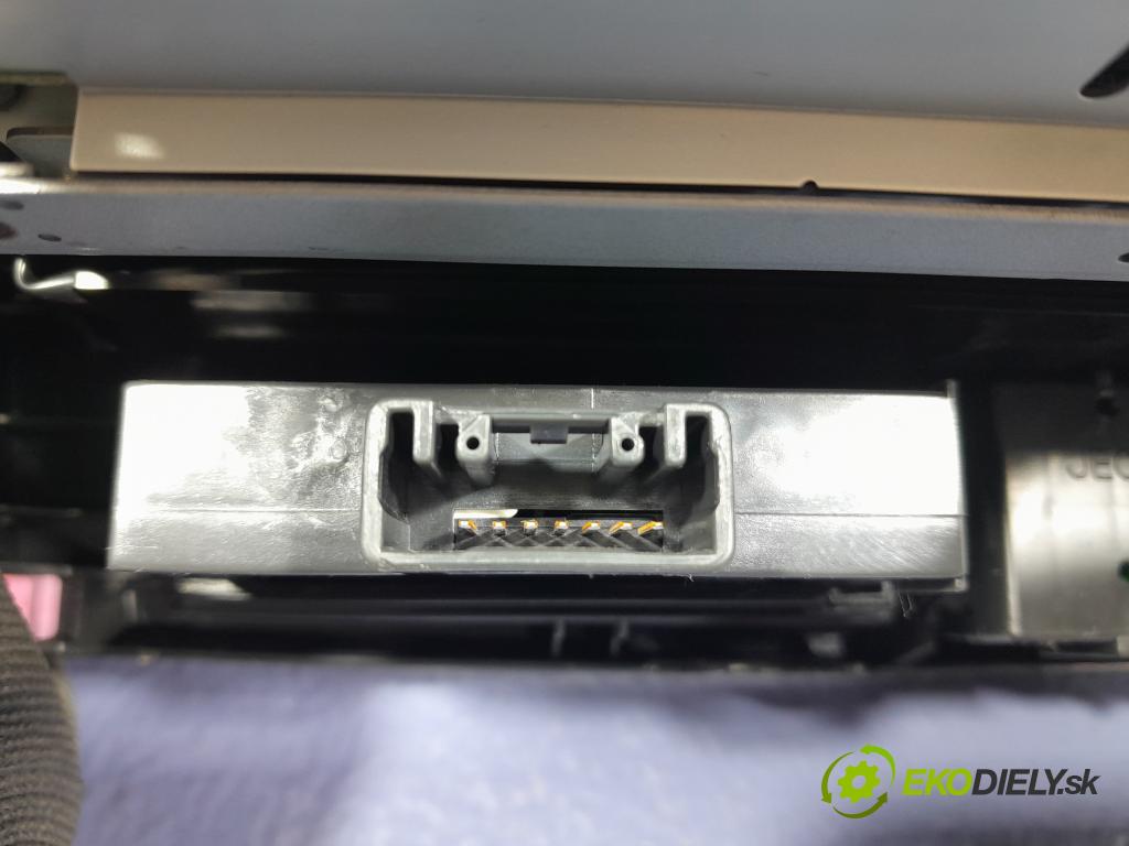 Toyota Prius 2007 Zobrazit: Rádio: / GPS 86110-47230