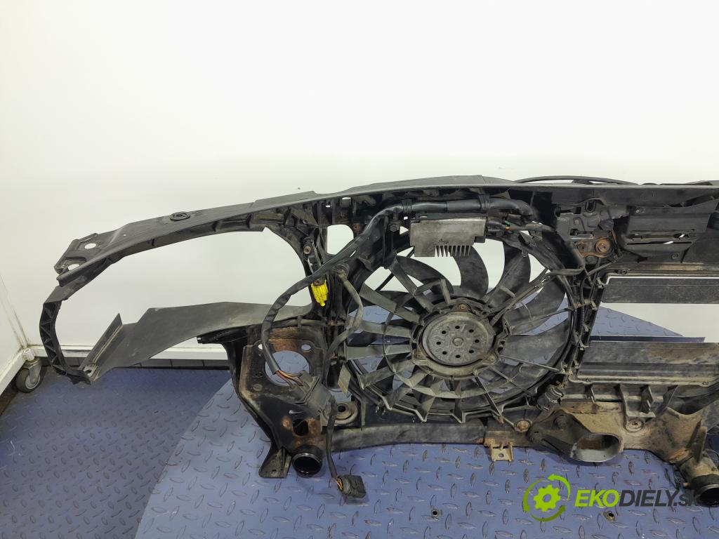 Audi A4 2005 výztuha Čelní / stěna Přední 01
