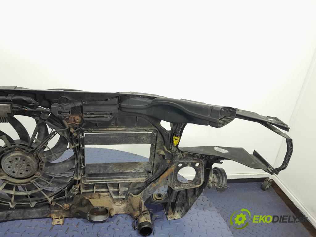 Audi A4 2005 výztuha Čelní / stěna Přední 01