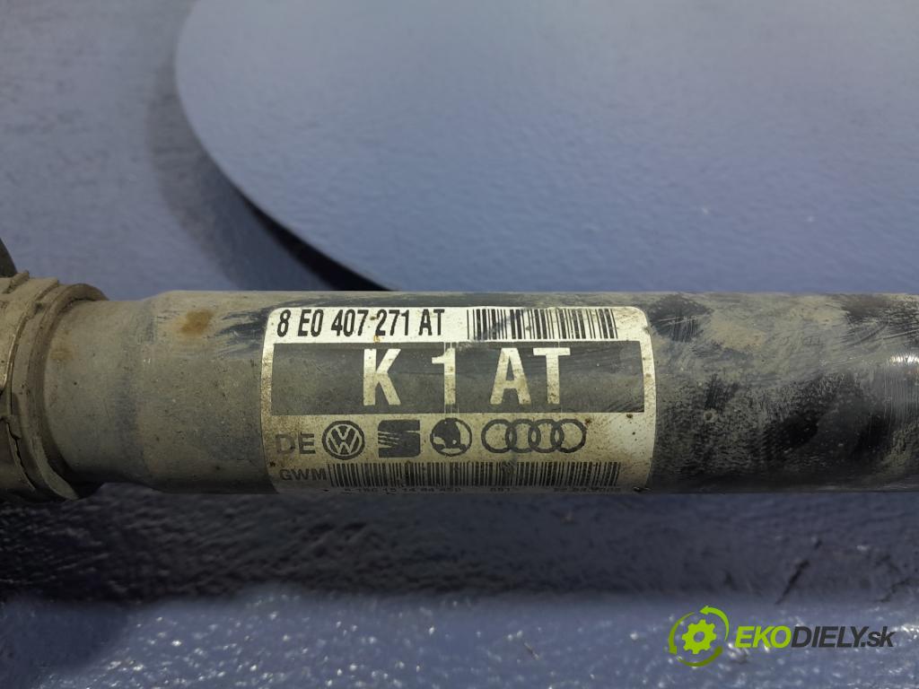 Audi A4 2005 poloos ľavá Predné 8E0407271AT
