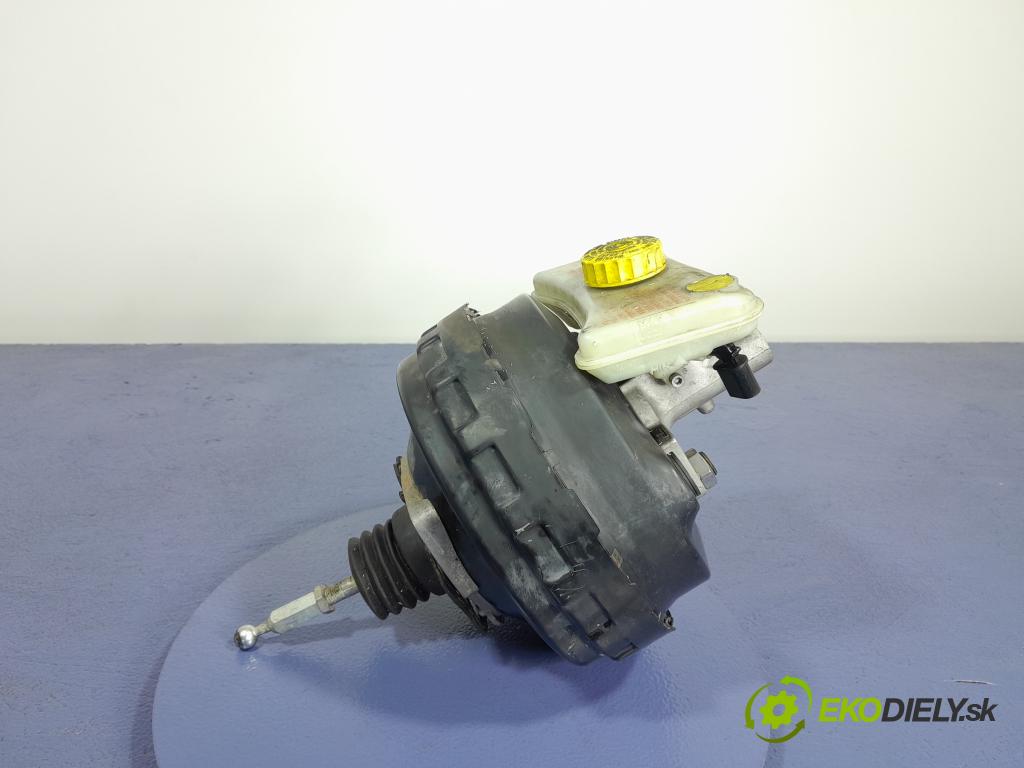 Audi A4 2005 servo Brzdní: 8E0612105AB