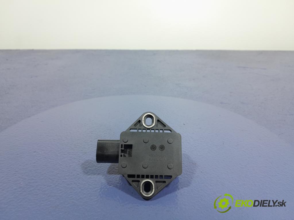 Audi A4 2005 snímač ESP. 4F0907637