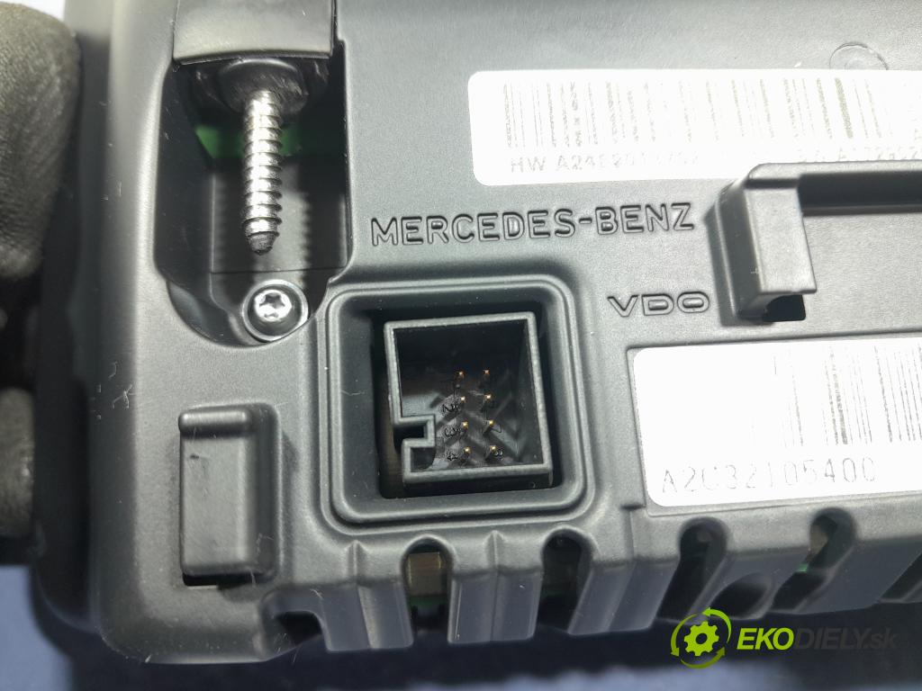 Mercedes B-klasa 2013 Zobrazit: Rádio: / GPS A2469001203