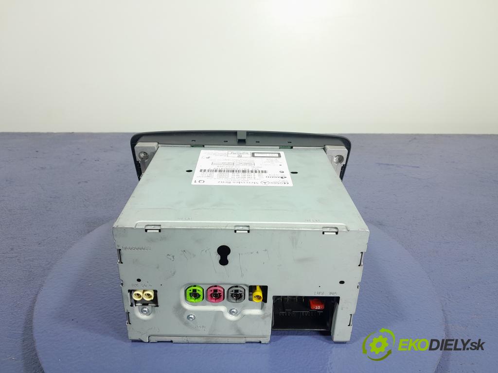 Mercedes B-klasa 2013 Radio I Navigácia: A2469006710