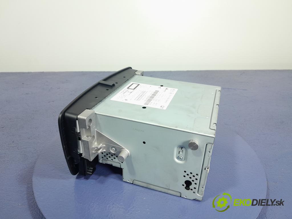 Mercedes B-klasa 2013 Radio I Navigácia: A2469006710
