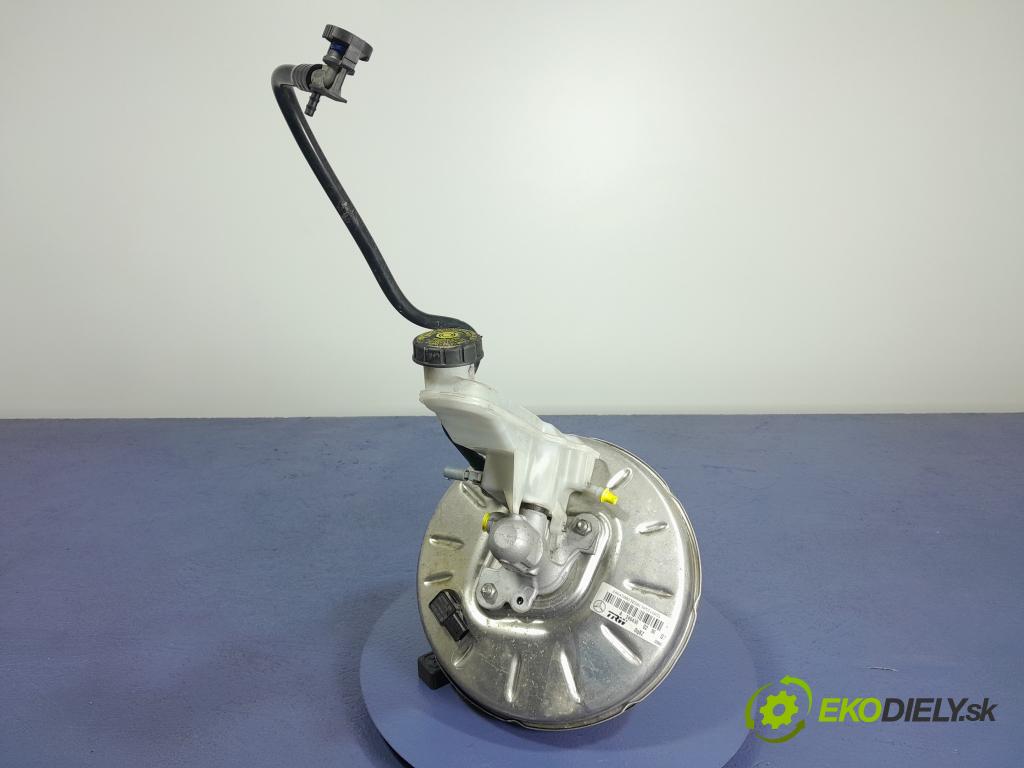 Mercedes B-klasa 2013 servo Brzdní: A2464300230