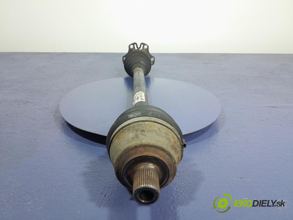 Audi A6 2005 poloos Prava: Predné 4F0407272G