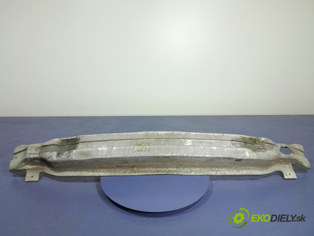 Audi A6 2005 výztuha narazník před 01