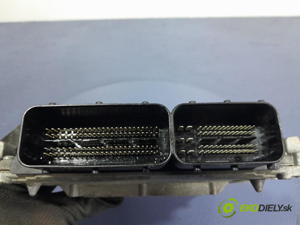 Mercedes B-klasa 2013 riadiaca jednotka Motor: A2709000900