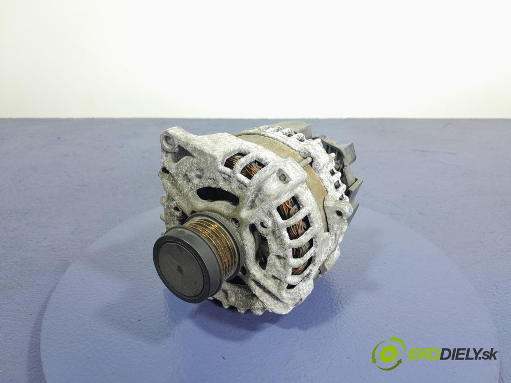 Mercedes B-klasa 2013 Alternator A0009061903