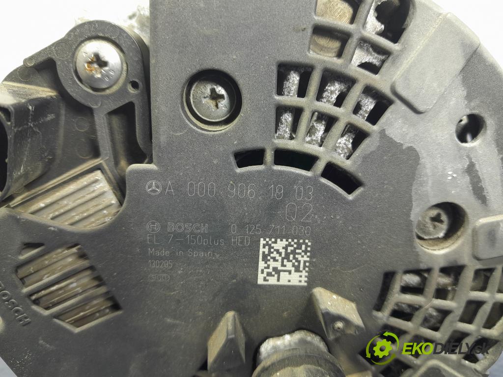 Mercedes B-klasa 2013 Alternator A0009061903