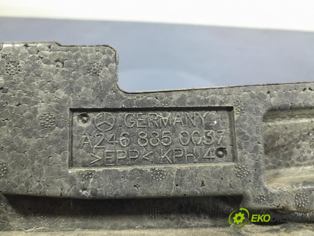 Mercedes B-klasa 2013 výztuha narazník před A2468850037