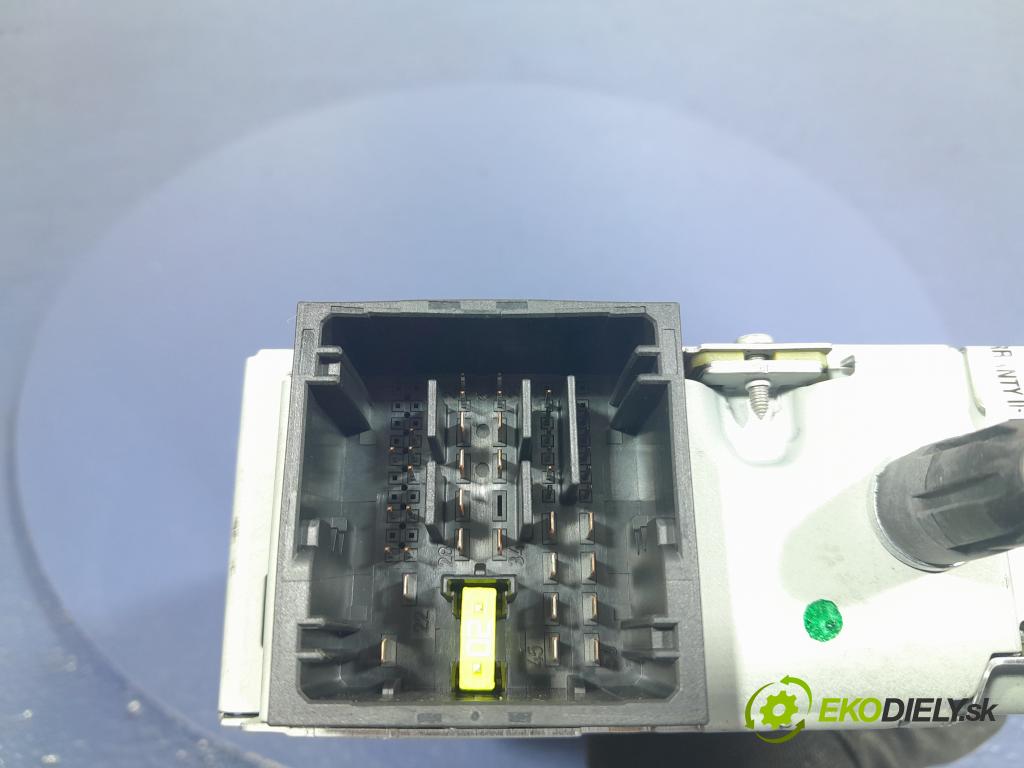 Peugeot 5008 2018 Radio I Navigácia: 9821909080