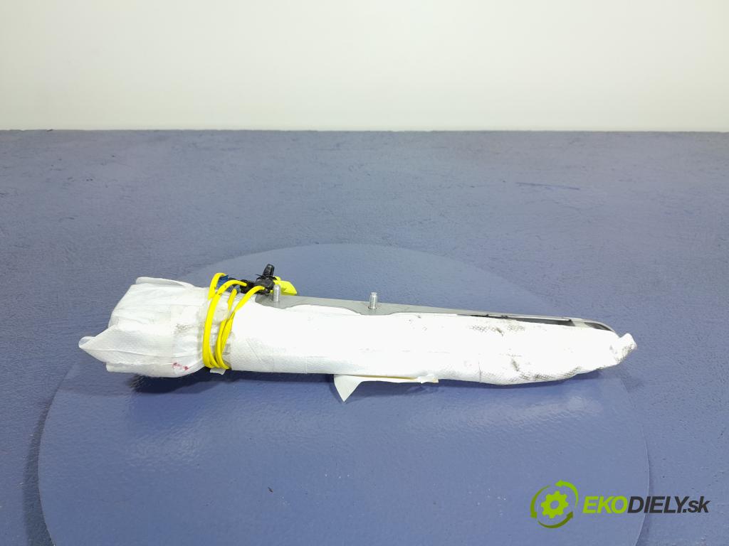 Toyota Corolla 2022 Airbag: Sedadlo: x TG16C01006