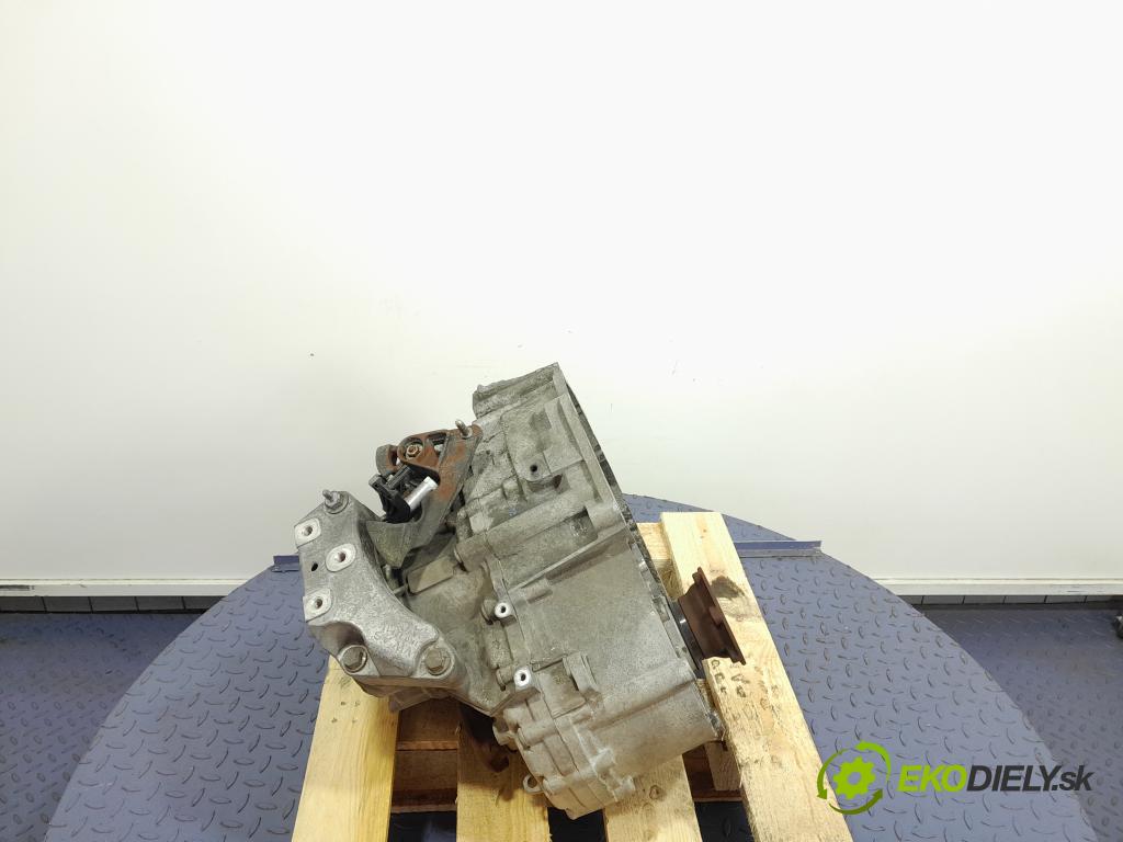 Vw Passat 2012 prevodovka Manualna NFU