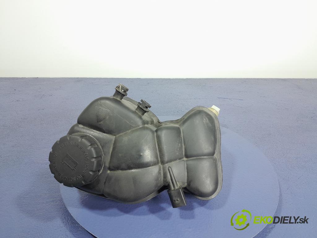 Mercedes S-klasa 2007 nádržka Kompenzačné: 01